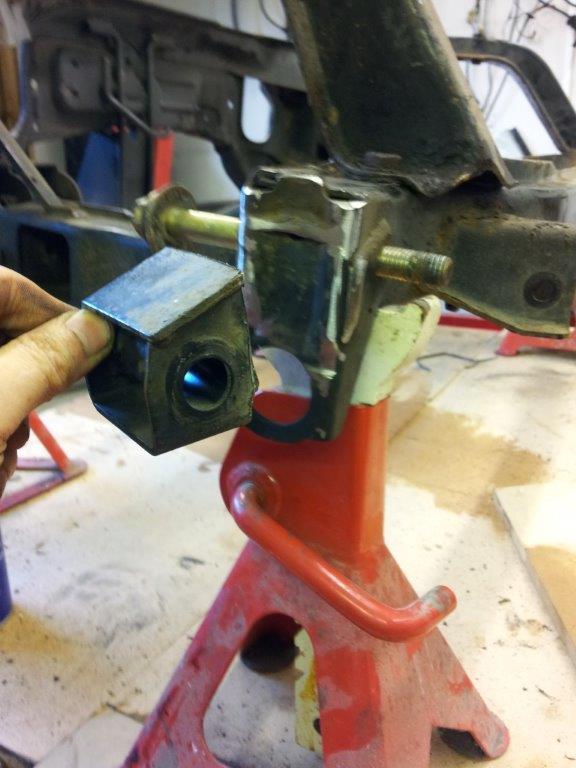 subframe bracket.jpg