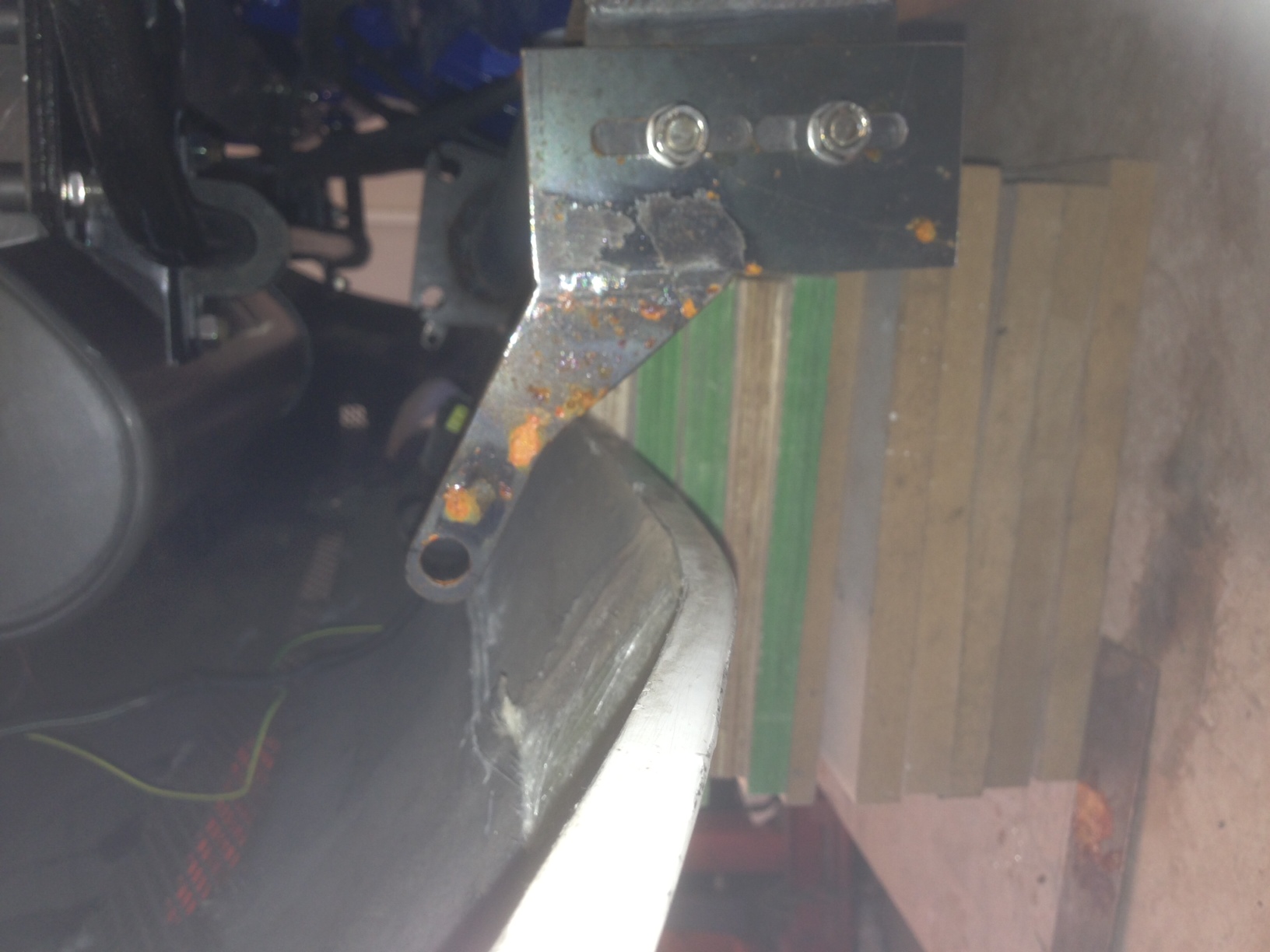 rear clam hanger 2.JPG