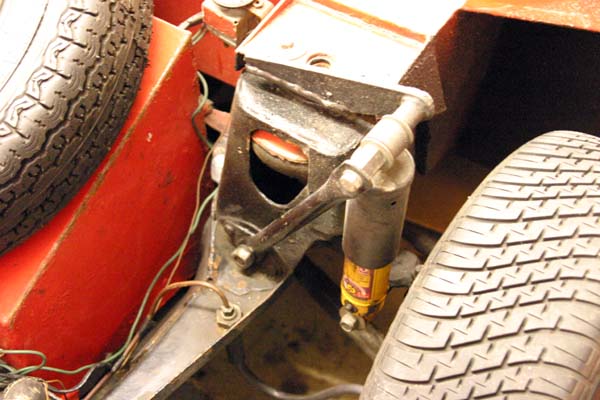 GTM Damper leg support Oct 2011 006 copy.jpg