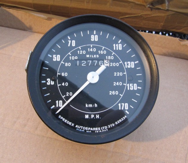 speedo2.jpg
